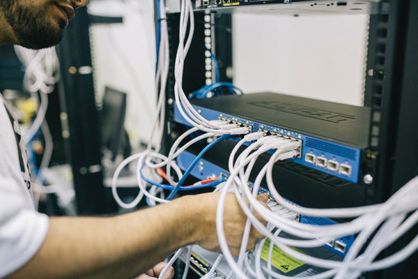 Servicios Commercial Electr Services